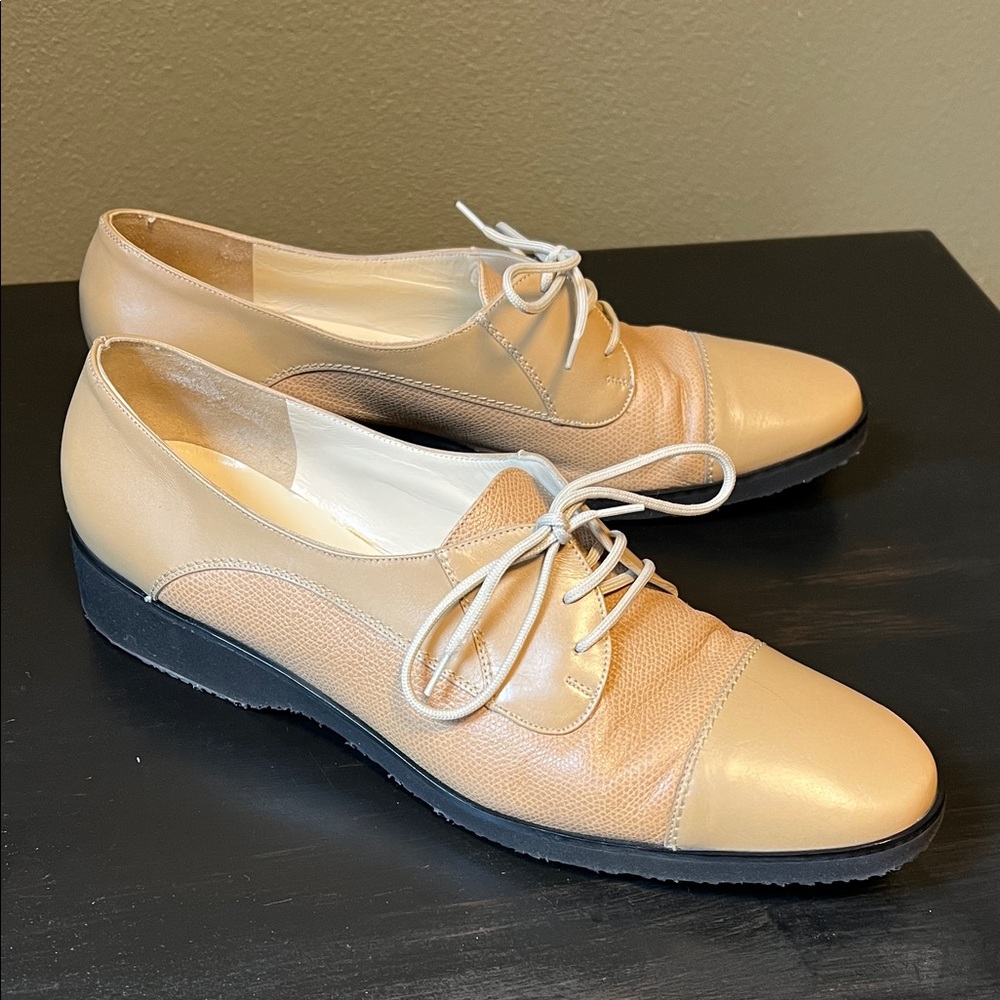Salvatore Ferragamo Tan Lace-Up Flats
